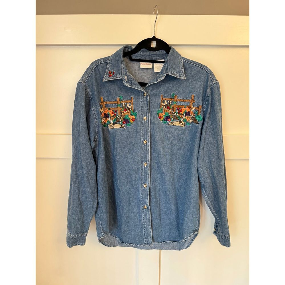 Bobbie‎ Brooks Medium denim long sleeve cat fall embroidery